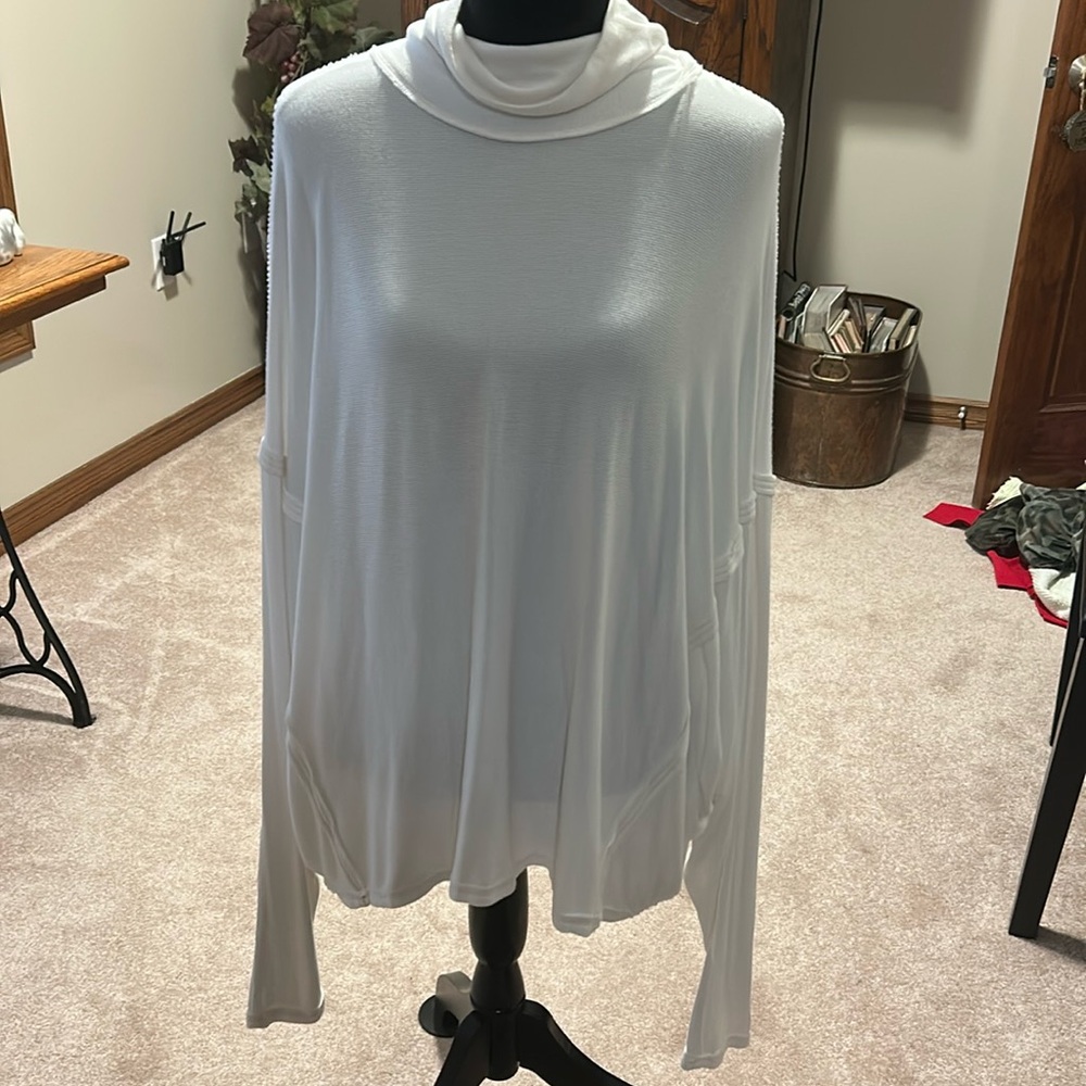 Free people long flowy top